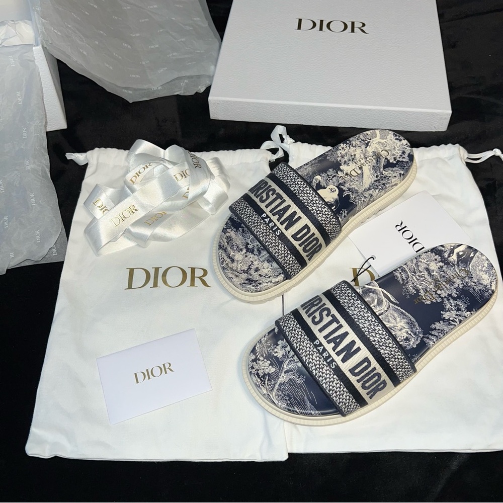 CHRISTIAN DIOR Dway Slides Blue Toile de Jouy Embroidered size 37